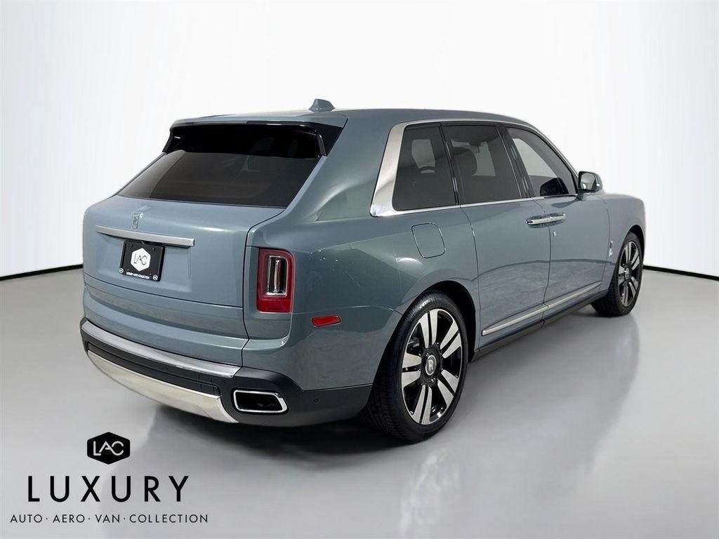 used 2023 Rolls-Royce Cullinan car, priced at $333,999