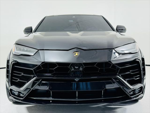 used 2022 Lamborghini Urus car, priced at $269,995