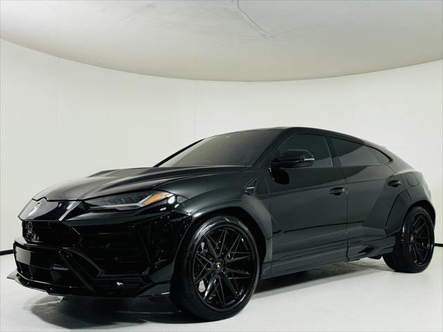 used 2022 Lamborghini Urus car, priced at $269,995