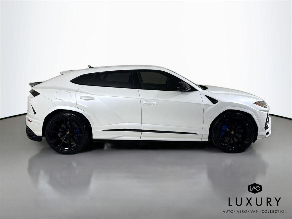 used 2021 Lamborghini Urus car, priced at $193,999