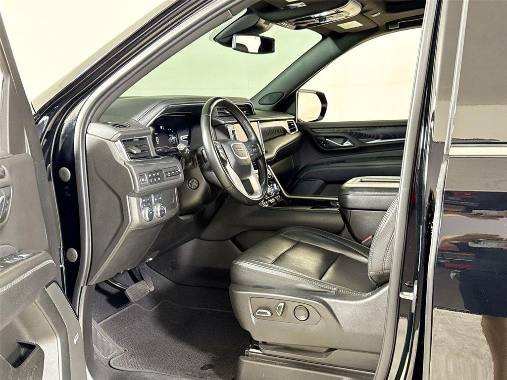 used 2023 GMC Yukon XL car, priced at $63,999