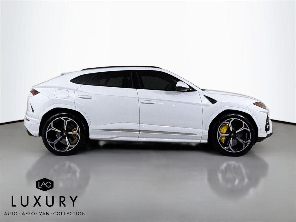 used 2020 Lamborghini Urus car, priced at $179,599