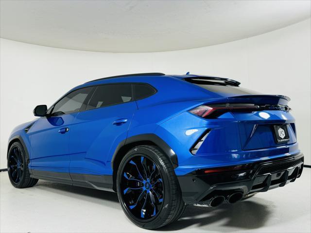 used 2019 Lamborghini Urus car, priced at $169,999