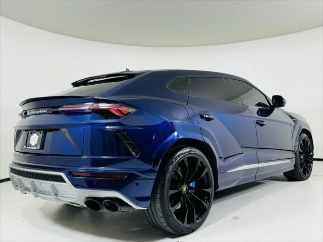 used 2020 Lamborghini Urus car, priced at $174,999