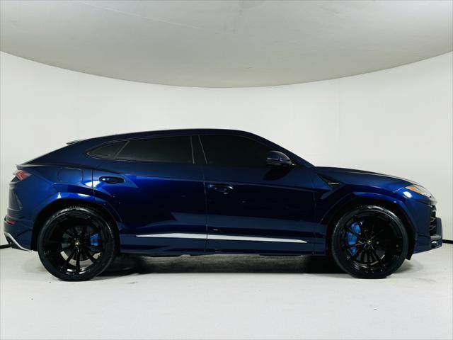 used 2020 Lamborghini Urus car, priced at $174,999