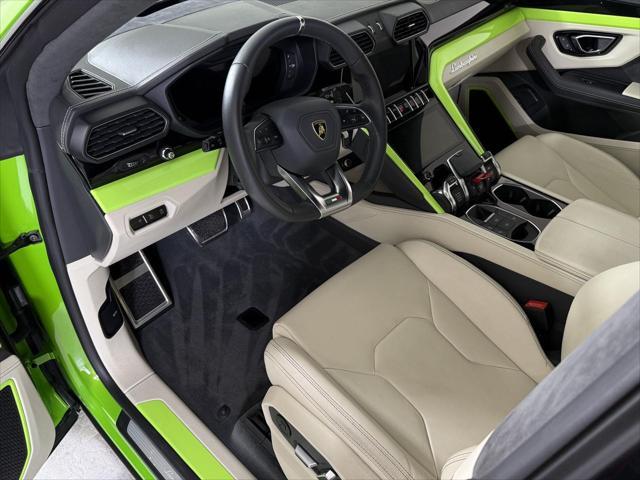 used 2022 Lamborghini Urus car, priced at $259,999