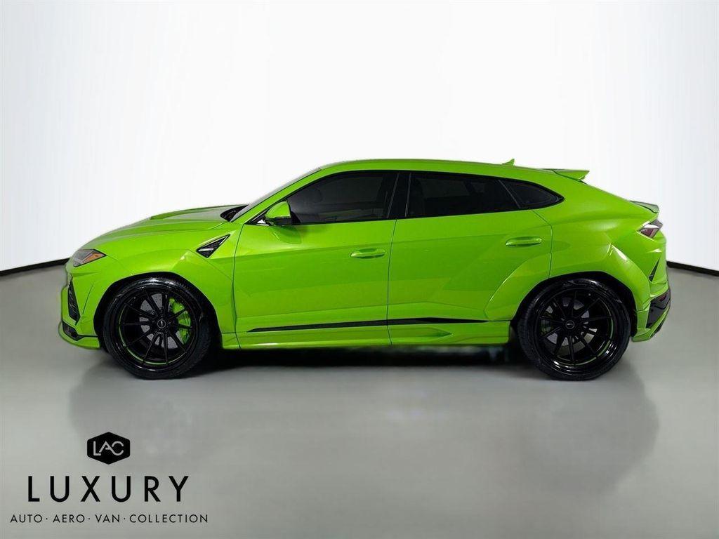 used 2022 Lamborghini Urus car, priced at $247,999