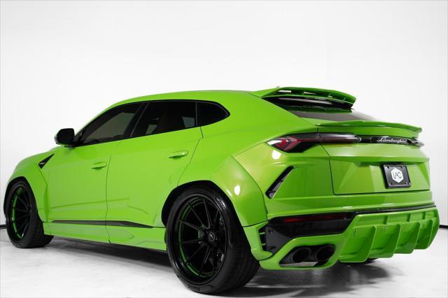 used 2022 Lamborghini Urus car, priced at $259,999