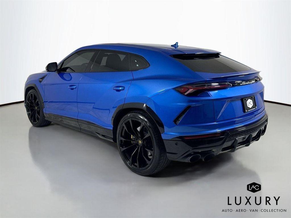 used 2022 Lamborghini Urus car, priced at $186,999