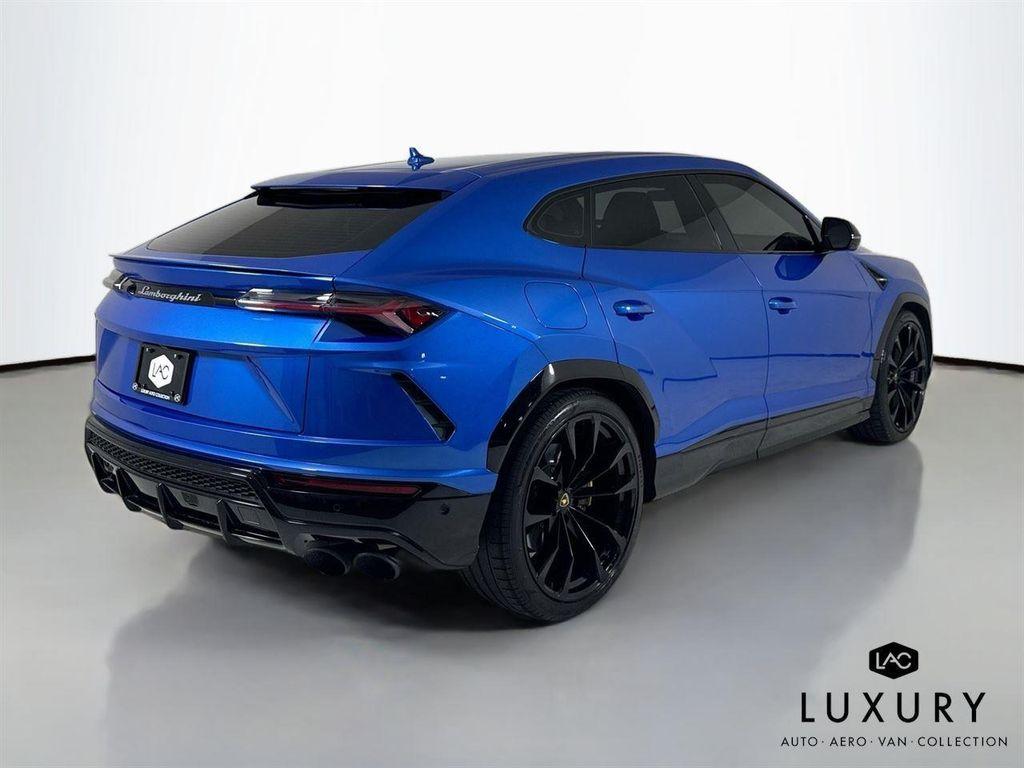 used 2022 Lamborghini Urus car, priced at $186,999