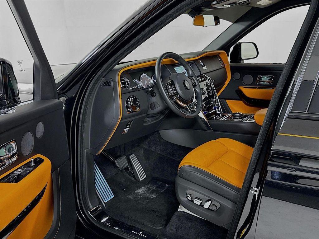 used 2021 Rolls-Royce Cullinan car, priced at $279,799