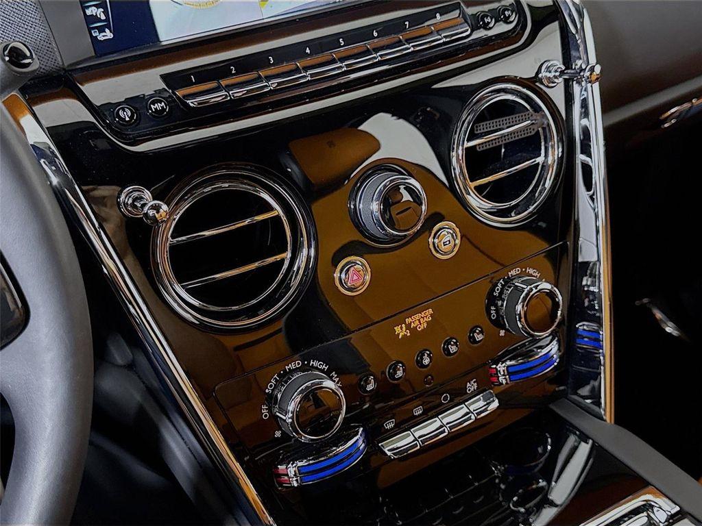 used 2021 Rolls-Royce Cullinan car, priced at $279,799