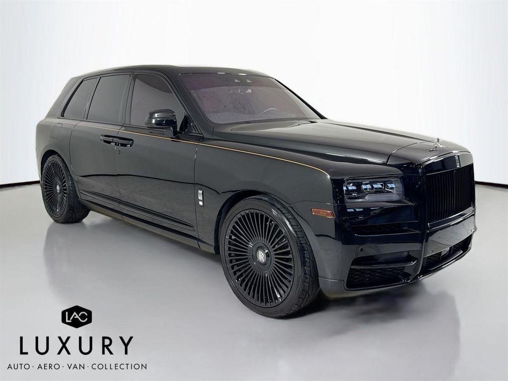 used 2021 Rolls-Royce Cullinan car, priced at $279,799