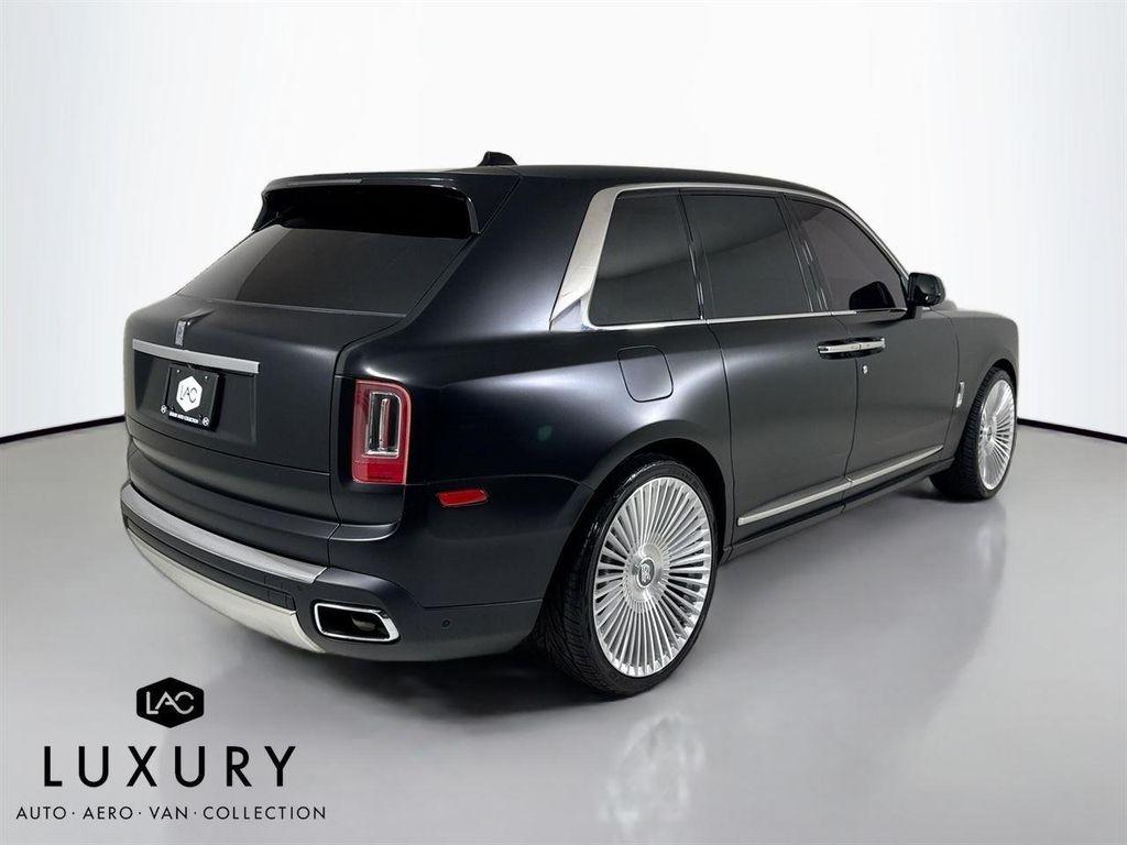 used 2021 Rolls-Royce Cullinan car