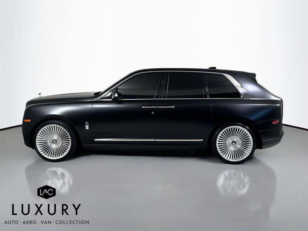 used 2021 Rolls-Royce Cullinan car
