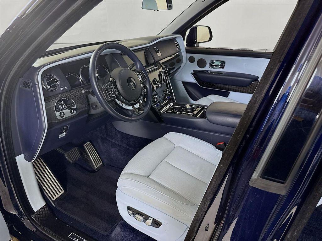 used 2021 Rolls-Royce Cullinan car, priced at $286,999