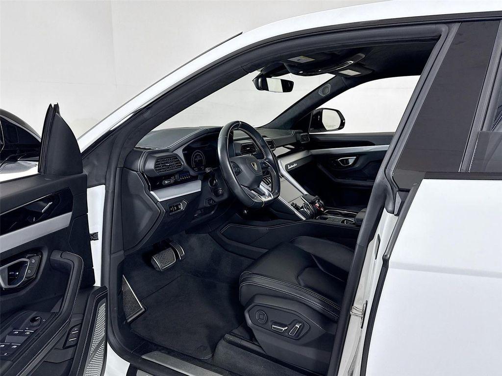 used 2019 Lamborghini Urus car, priced at $172,999