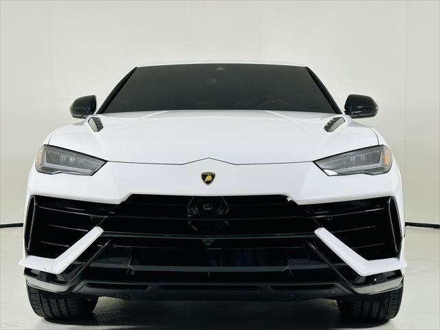 used 2023 Lamborghini Urus car, priced at $253,999