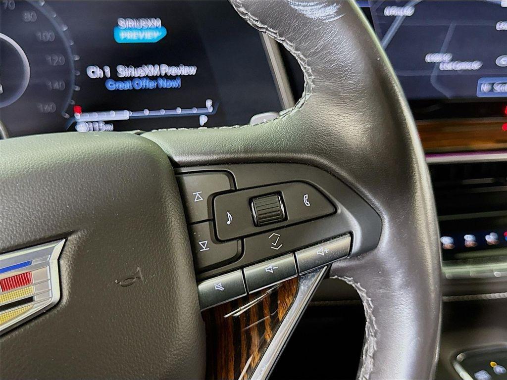 used 2022 Cadillac Escalade ESV car, priced at $59,999