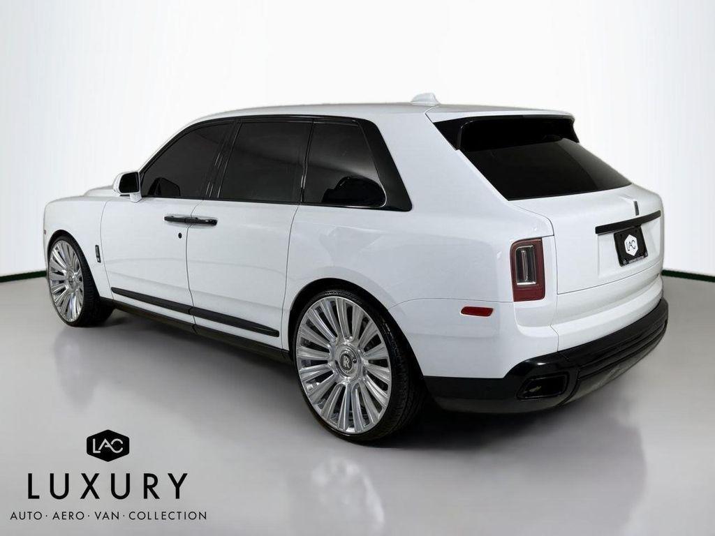 used 2021 Rolls-Royce Cullinan car, priced at $257,999