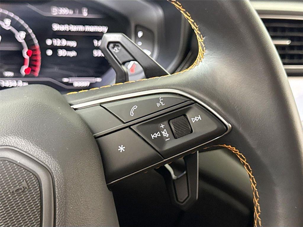 used 2022 Lamborghini Urus car, priced at $228,999