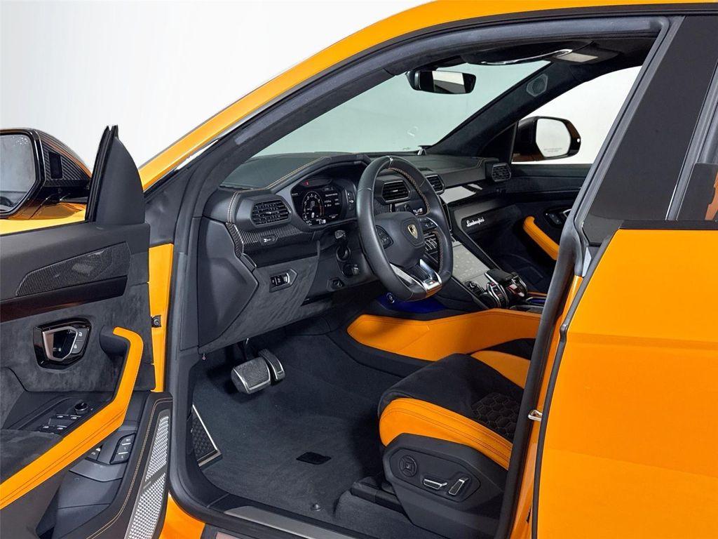 used 2022 Lamborghini Urus car, priced at $228,999