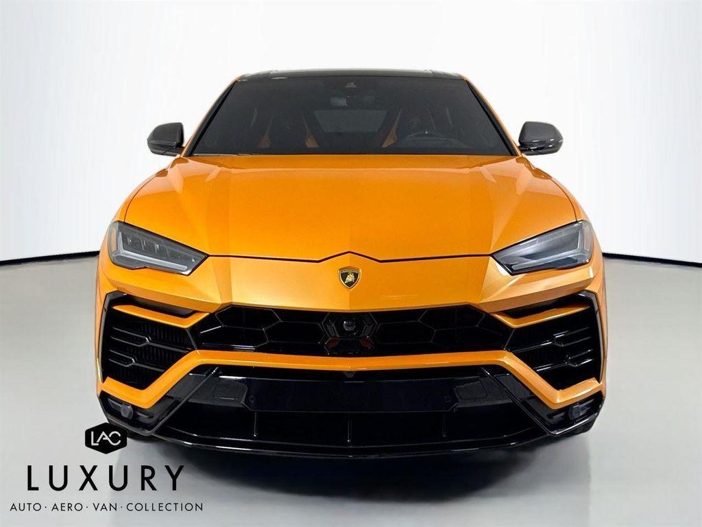 used 2022 Lamborghini Urus car, priced at $228,999