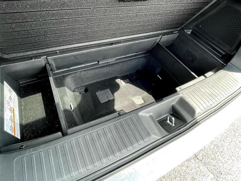 used 2025 Honda Pilot car, priced at $44,966