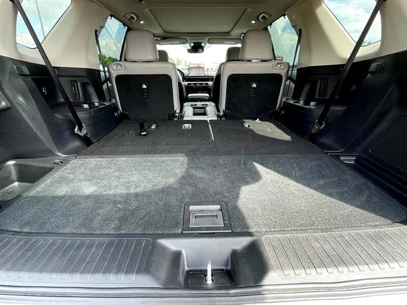 used 2025 Honda Pilot car, priced at $44,966