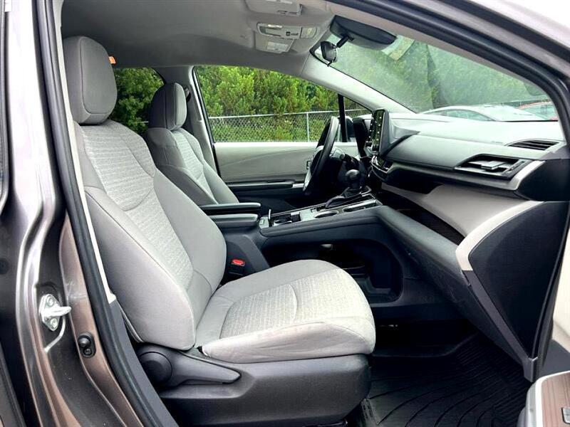 used 2023 Toyota Sienna car, priced at $38,466