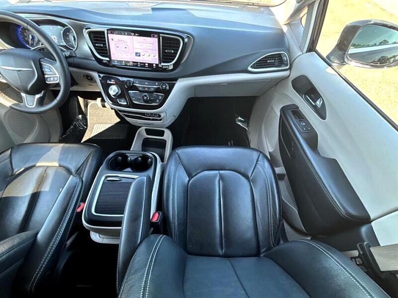 used 2022 Chrysler Pacifica car, priced at $22,433