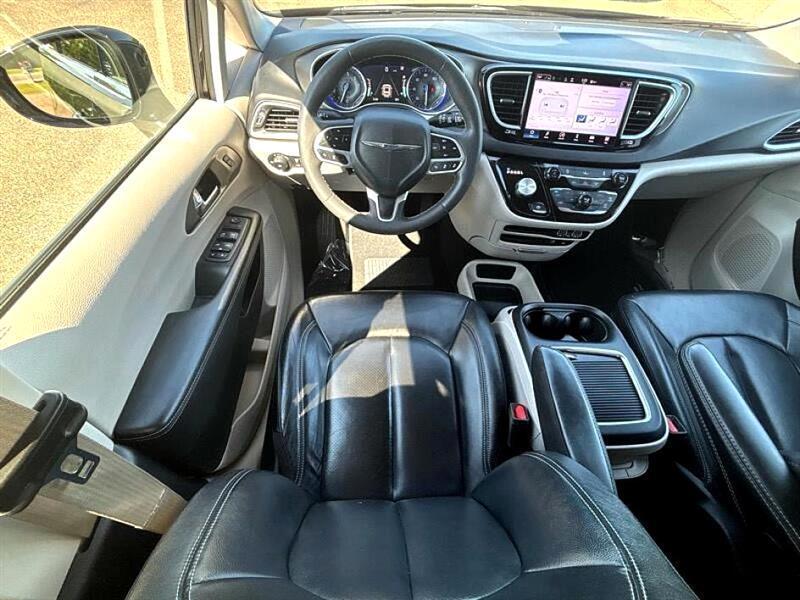 used 2022 Chrysler Pacifica car, priced at $22,433
