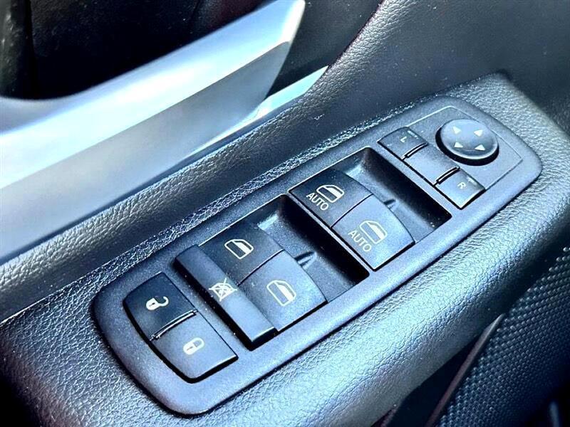used 2024 Ram 1500 car, priced at $39,966
