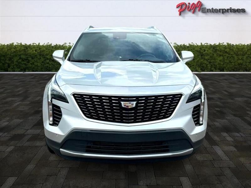 used 2020 Cadillac XT4 car, priced at $19,966