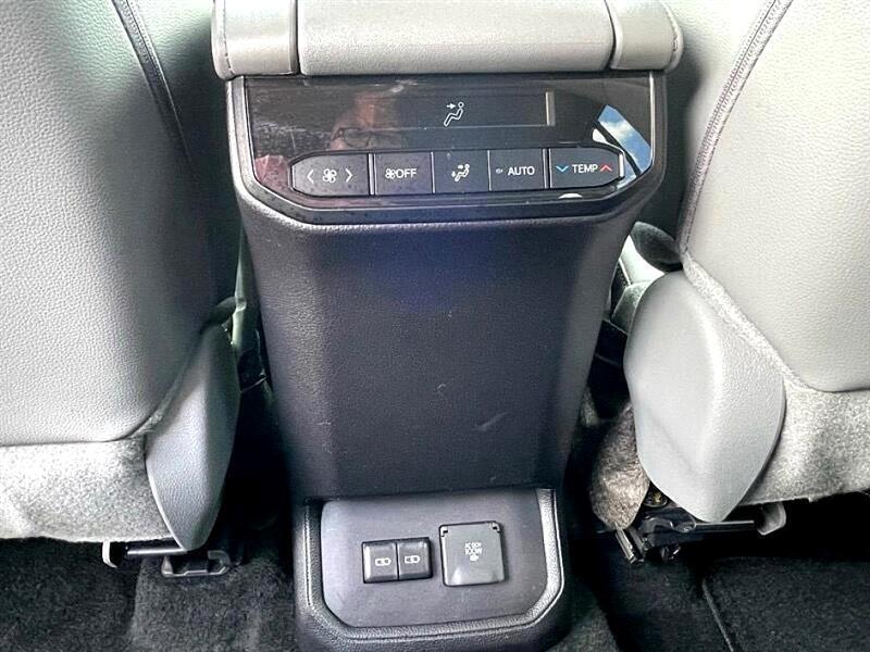 used 2024 Toyota Highlander car, priced at $47,966