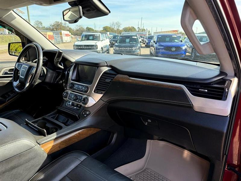used 2020 GMC Yukon XL car, priced at $32,954