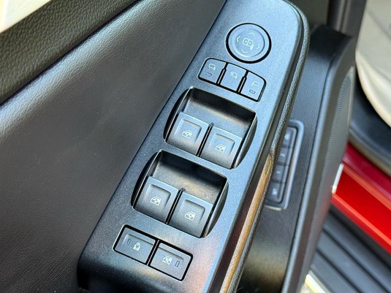 used 2020 GMC Yukon XL car, priced at $32,954