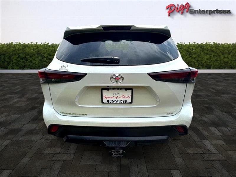used 2024 Toyota Highlander car, priced at $43,466