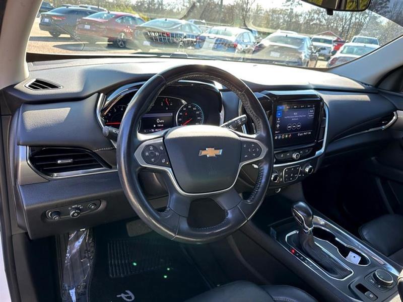 used 2021 Chevrolet Traverse car, priced at $23,944