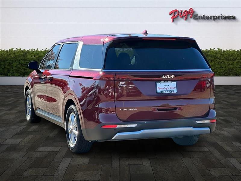 used 2023 Kia Carnival car, priced at $28,988