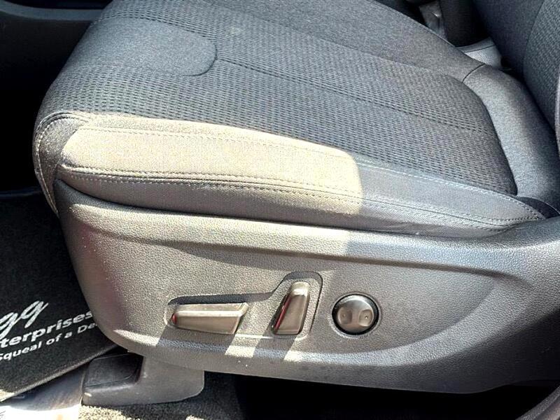 used 2021 Hyundai Santa Fe car, priced at $20,988
