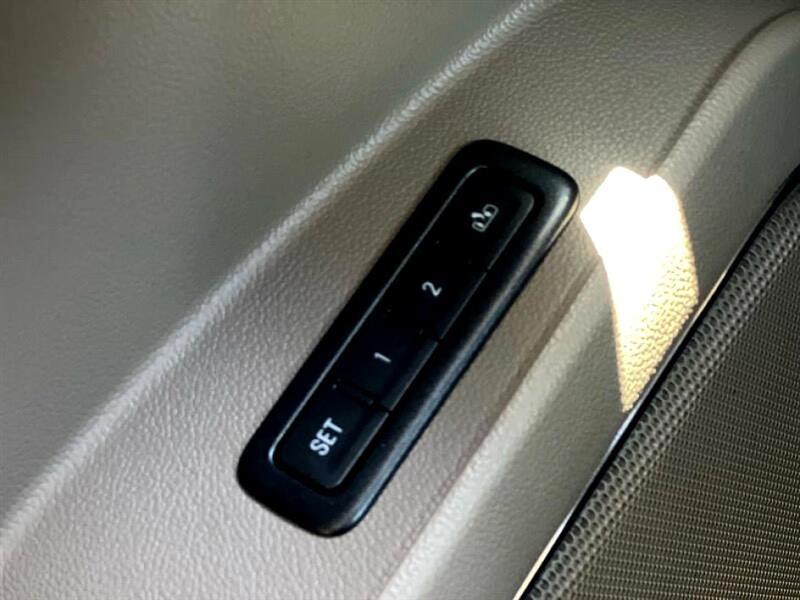 used 2016 Chevrolet Suburban car, priced at $20,744