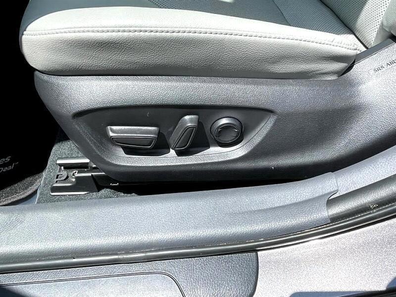 used 2022 Toyota Camry Hybrid car, priced at $27,566