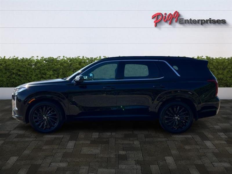 used 2025 Hyundai Palisade car, priced at $44,977