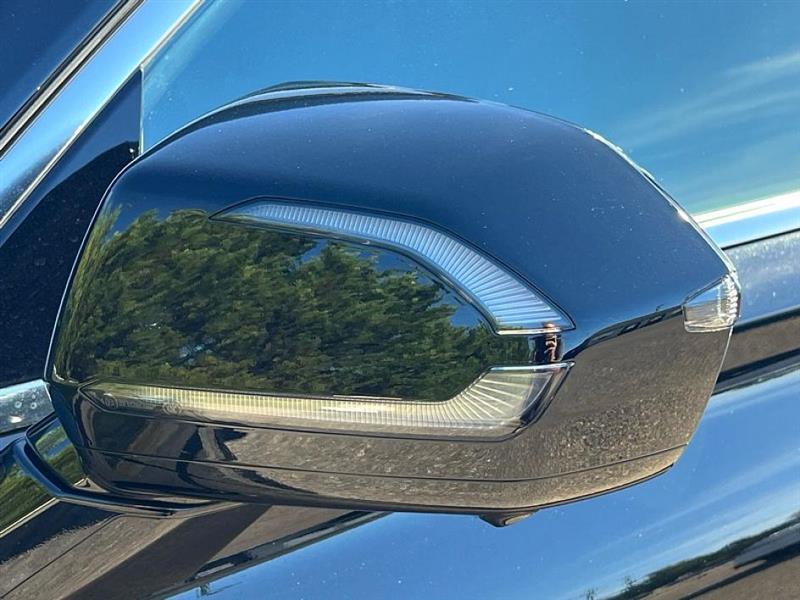 used 2025 Hyundai Palisade car, priced at $44,977