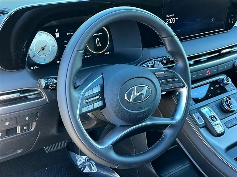 used 2025 Hyundai Palisade car, priced at $44,977