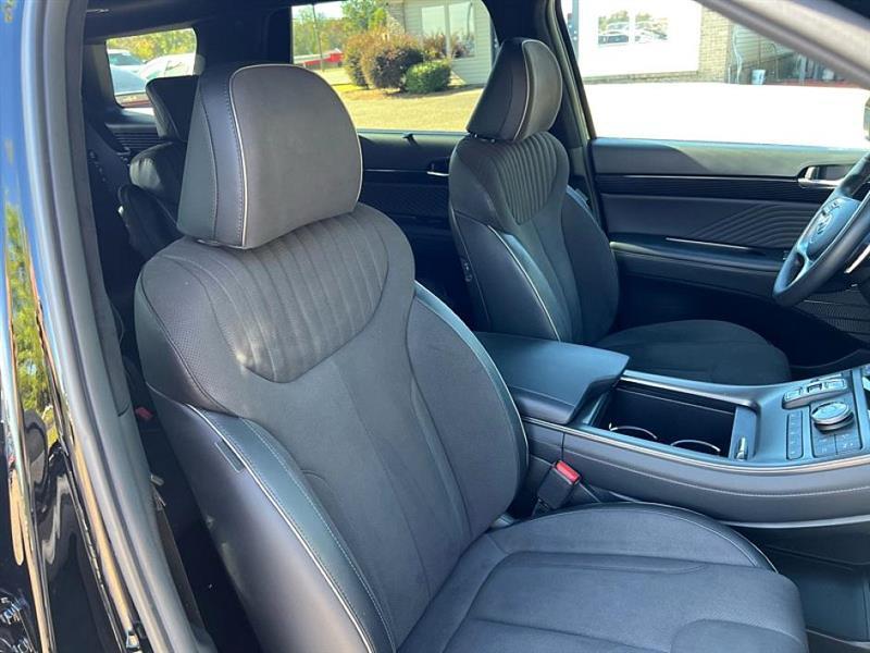 used 2025 Hyundai Palisade car, priced at $44,977