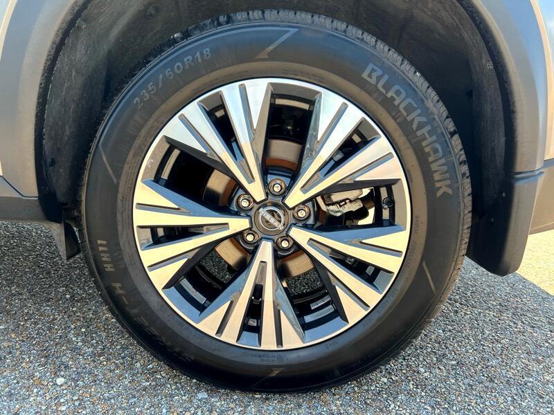 used 2023 Nissan Rogue car, priced at $22,533