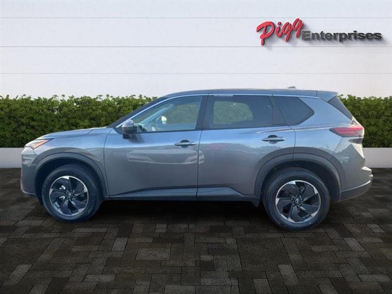 used 2024 Nissan Rogue car, priced at $23,899