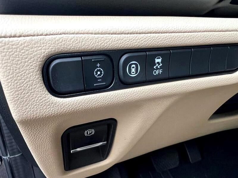 used 2023 Acura MDX car, priced at $39,566